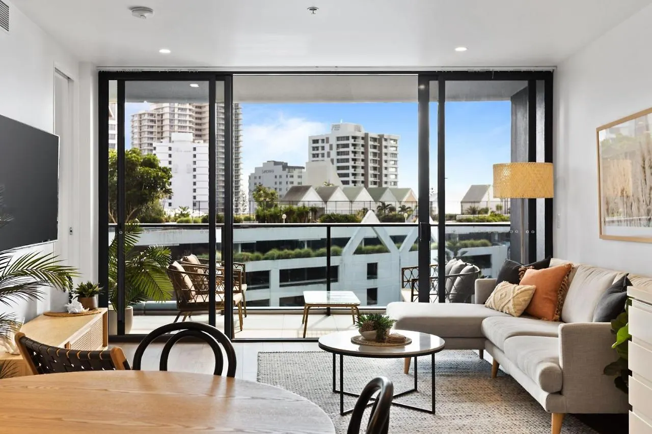 Stylish And Modern Oracle 2 Bedroom Apartment - Coasthm Gold Coast 0*,